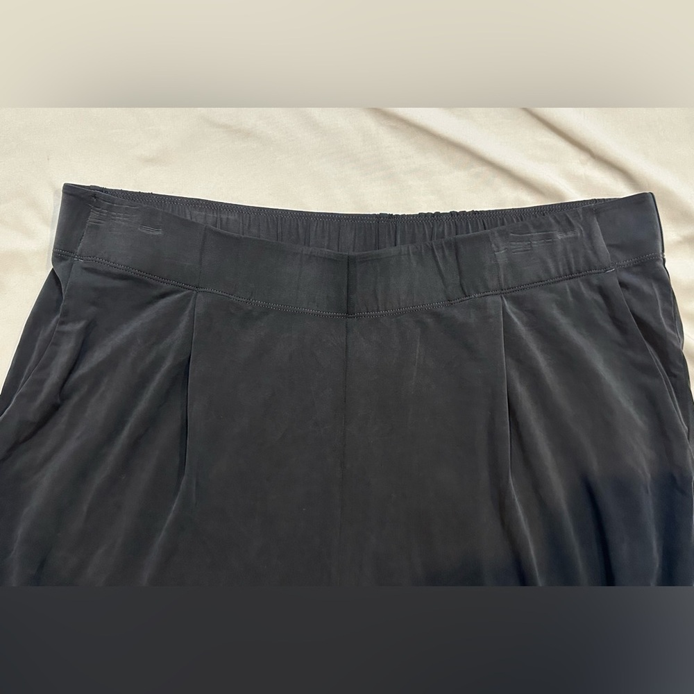 Eileen Fisher Cupro Knit Wide-Leg Pleated Pants - Picture 4 of 14